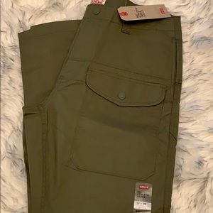 Levi’s 541 athletic Taper Cargo Pants